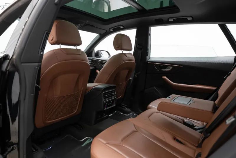 2021 Audi Q8 photo 5
