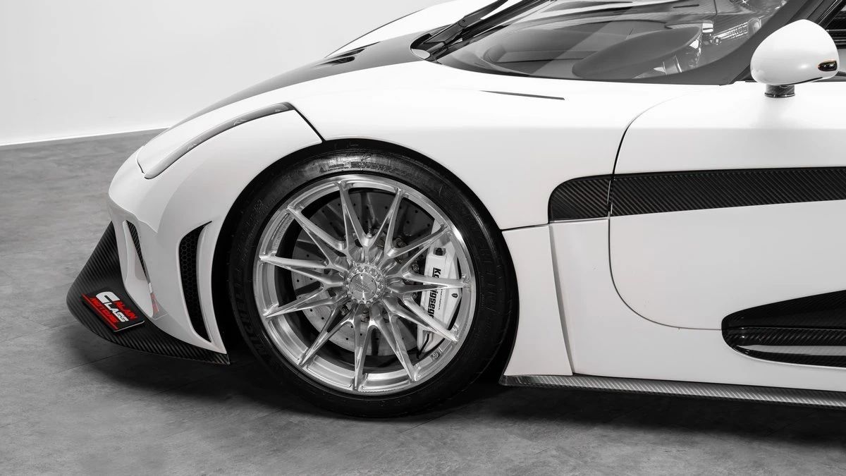 2022 Koenigsegg Regera photo 3