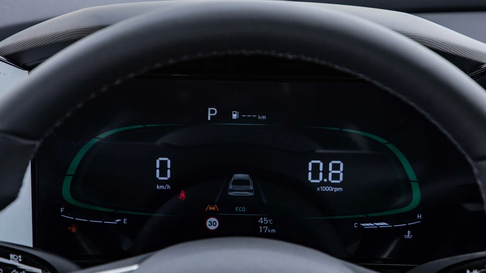 2025 Hyundai Elantra photo 4