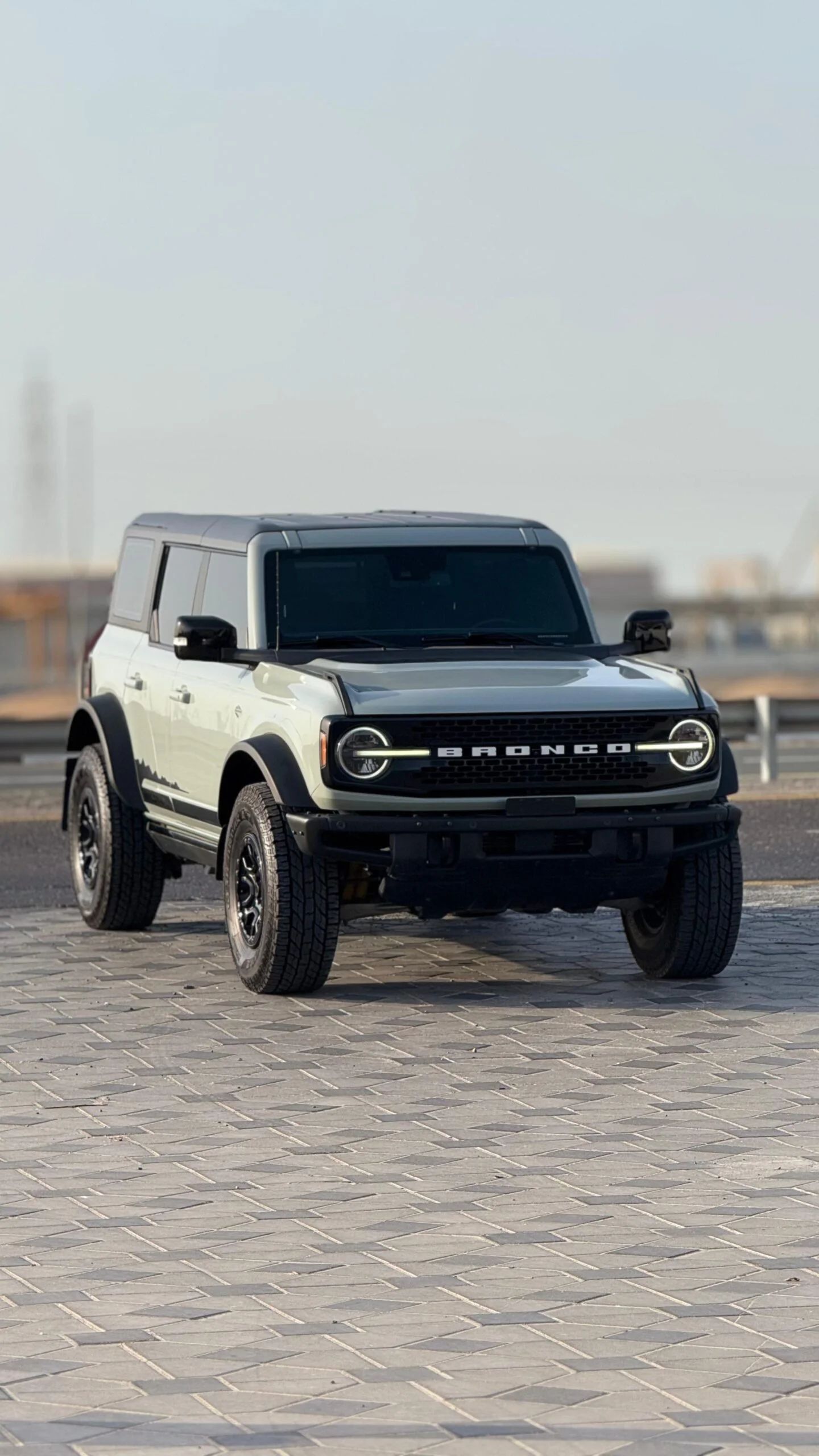 2021 Ford Bronco Widetrack Sport photo 2