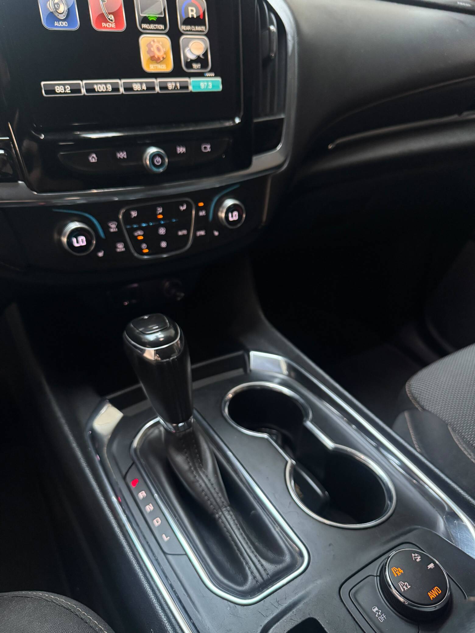 2018 Chevrolet Traverse photo 4