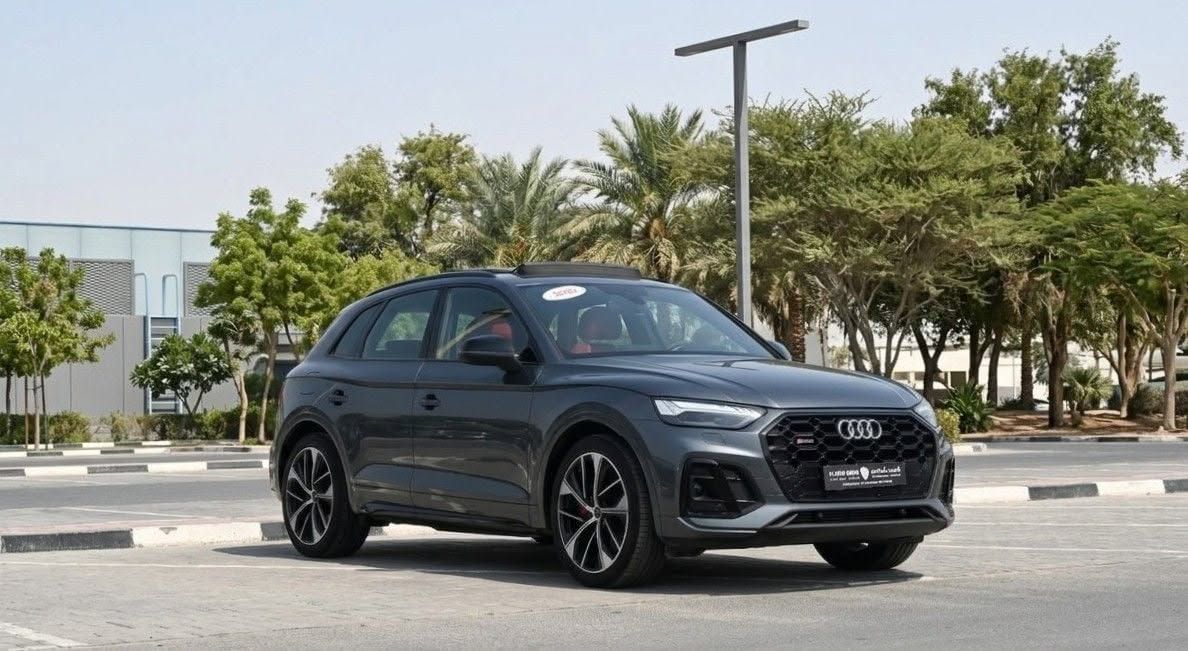 2023 Audi SQ5 photo 2