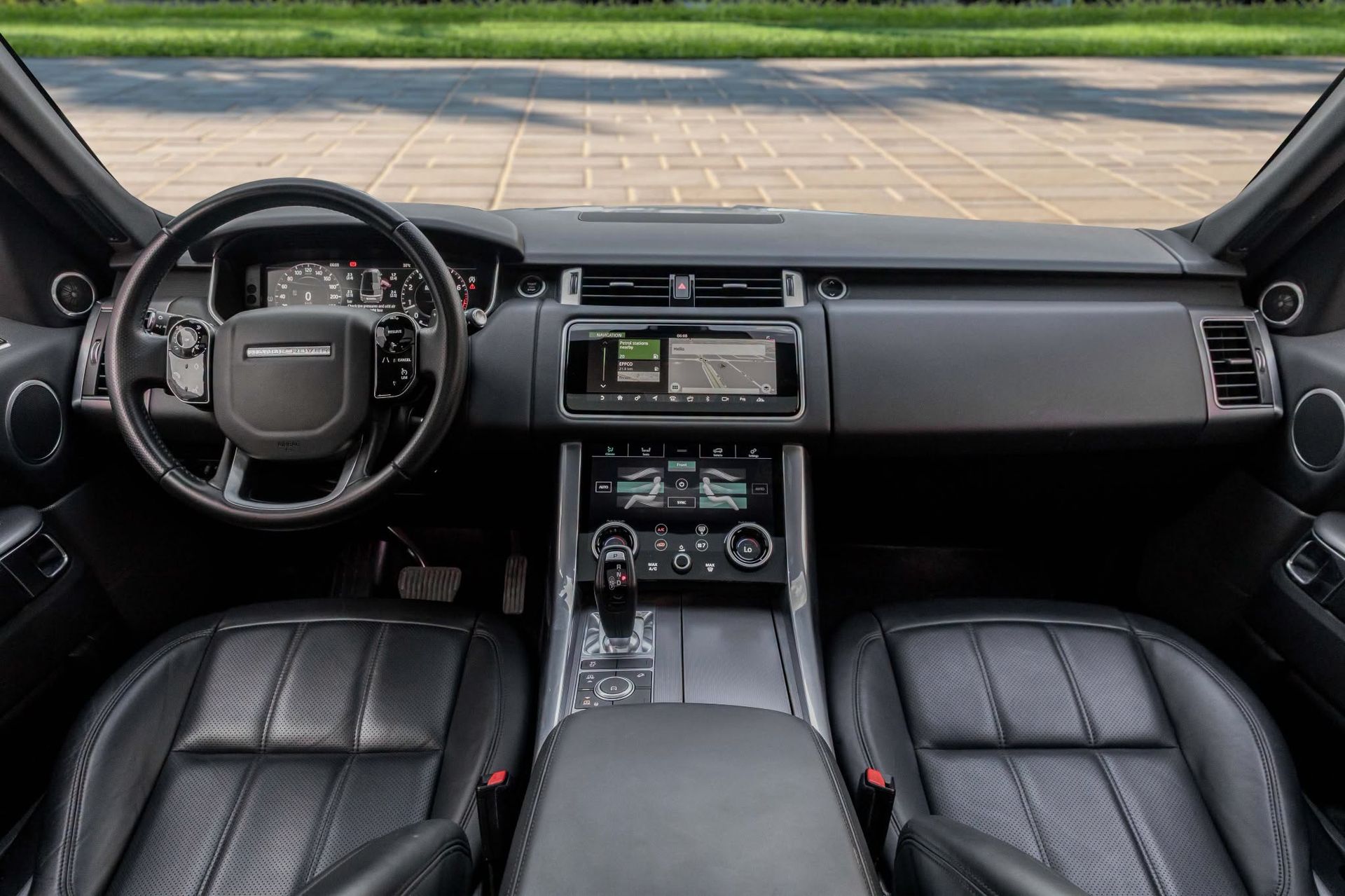 2020 Land Rover Range Rover Sport photo 3