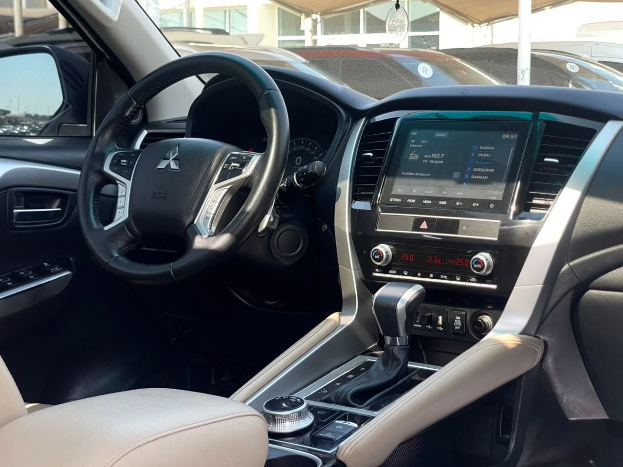 2023 Mitsubishi Montero Sport photo 5