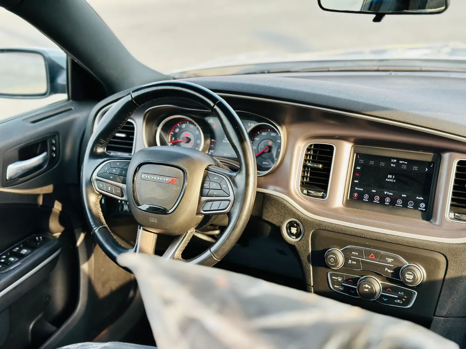 2021 Dodge Charger photo 4