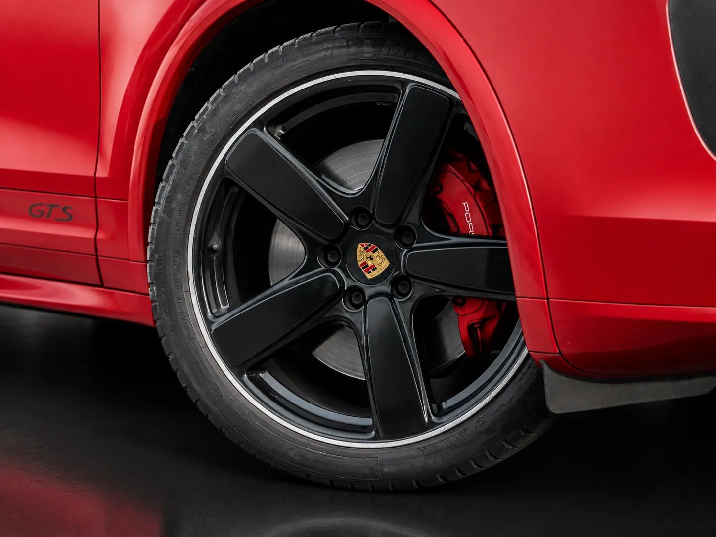 2016 Porsche Cayenne photo 5