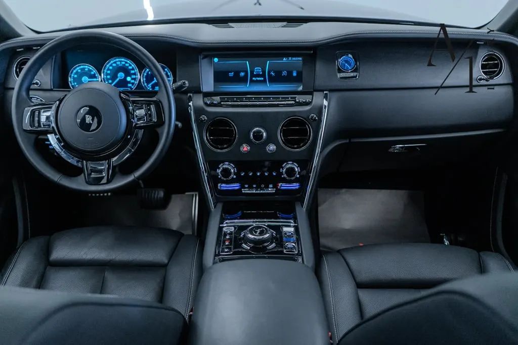 2022 Rolls-Royce Cullinan photo 3