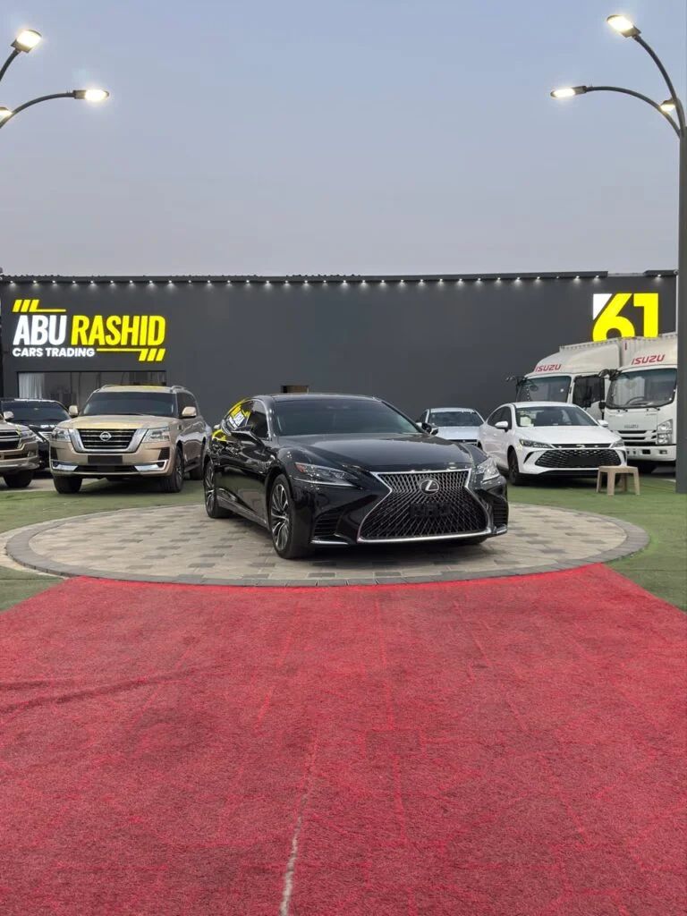 2018 Lexus LS photo 2
