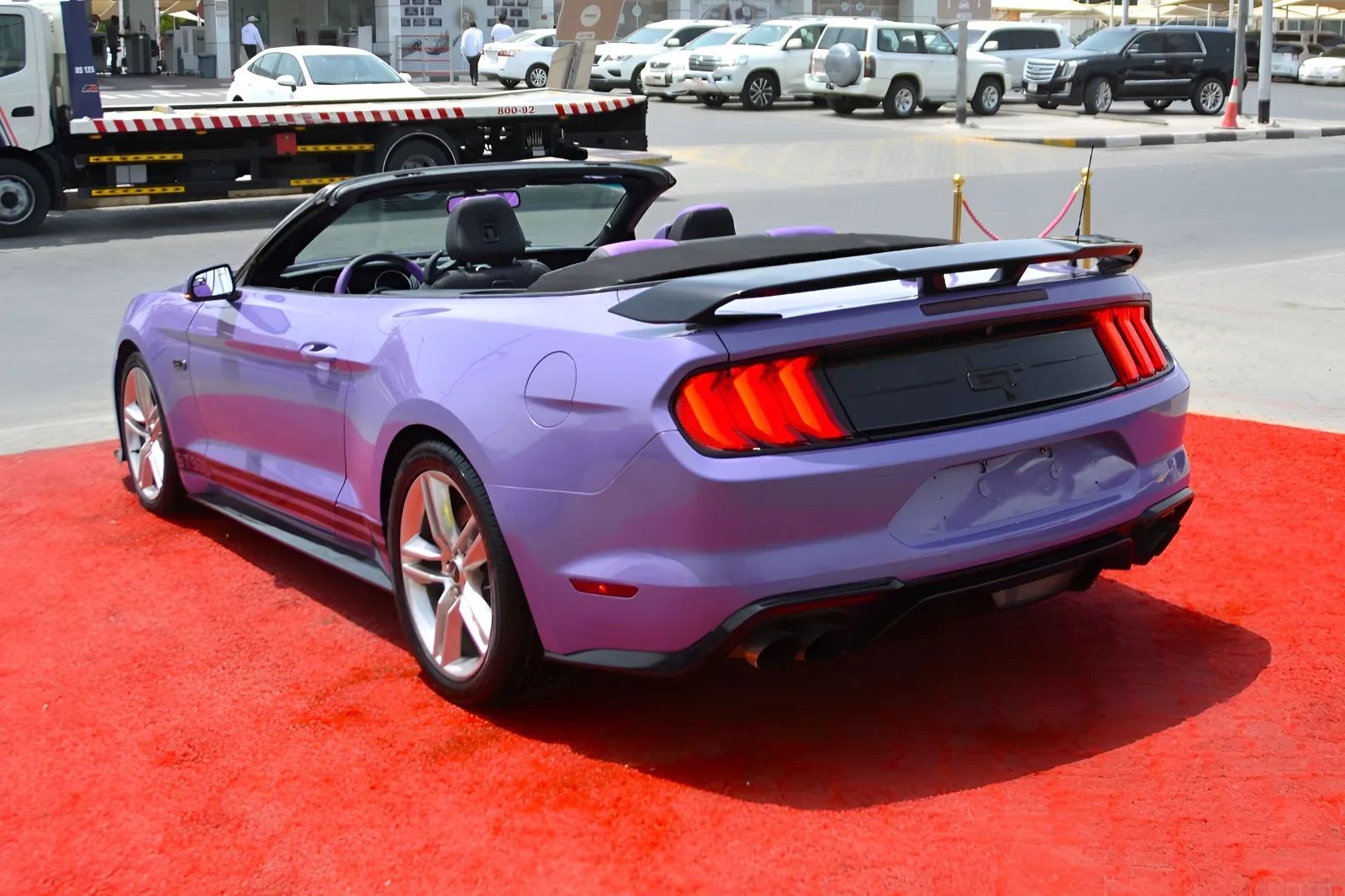 2019 Ford Mustang photo 5