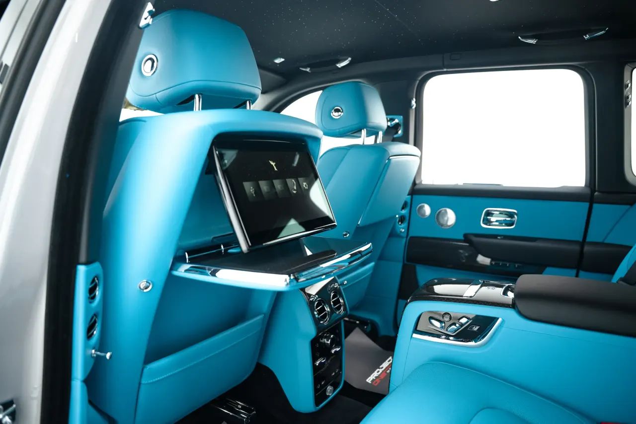 2025 Rolls-Royce Cullinan photo 4