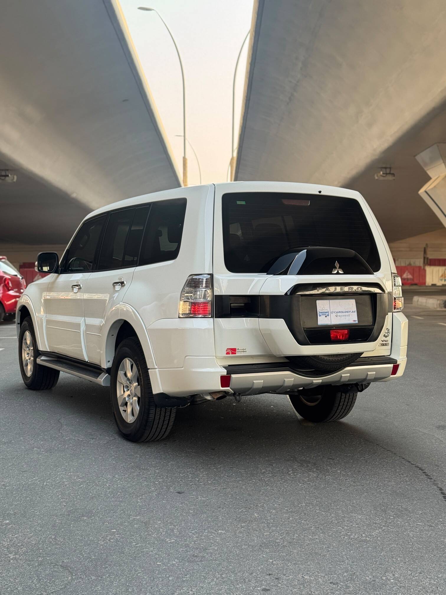 2020 Mitsubishi Pajero GLS photo 5