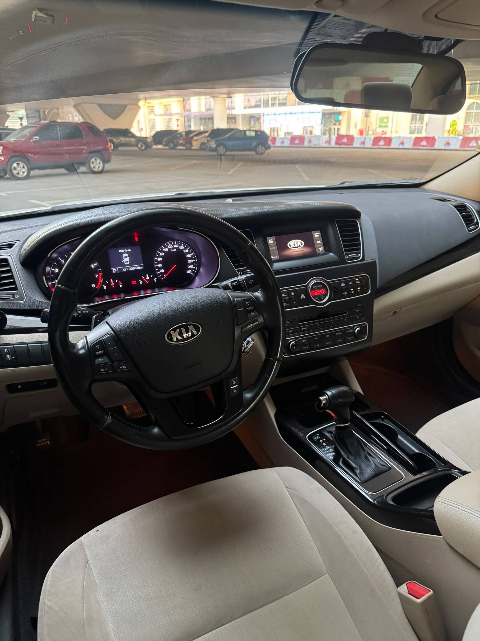 2015 Kia Cadenza photo 4