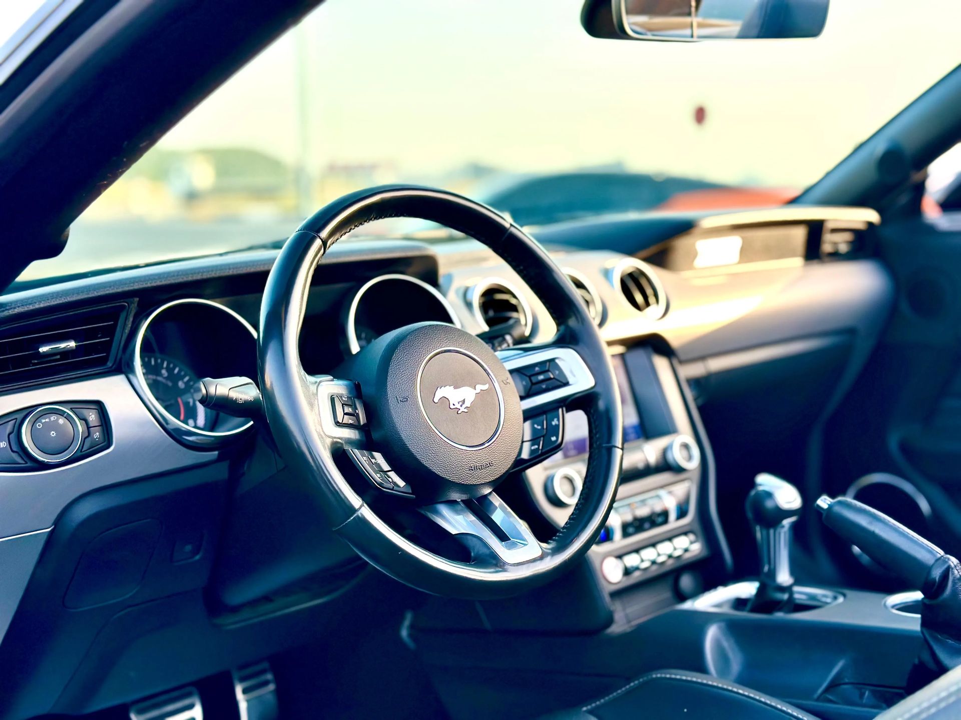 2021 Ford Mustang photo 4