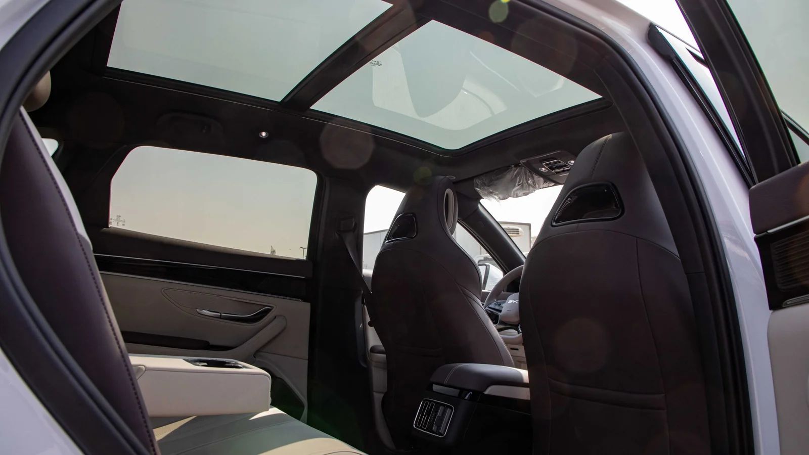 2026 BYD Song Plus DM-i Flagship Edition photo 4