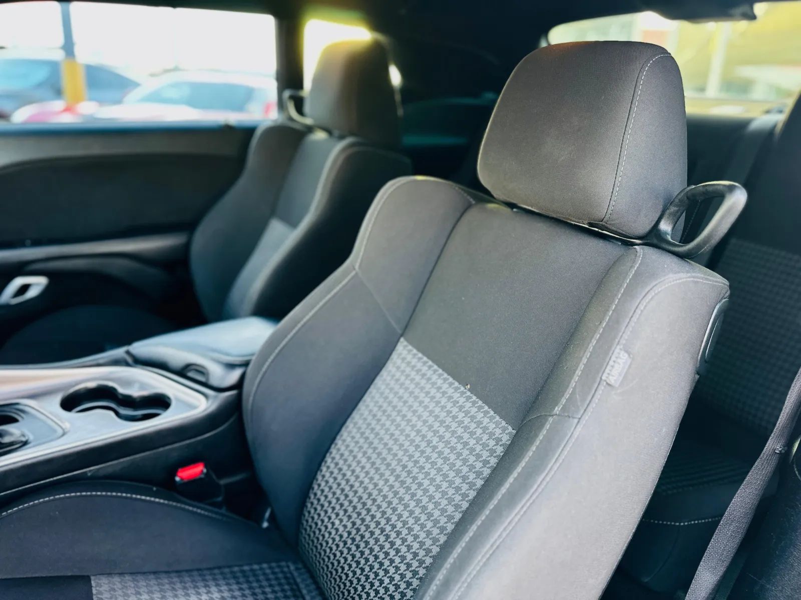 2020 Dodge Challenger photo 5