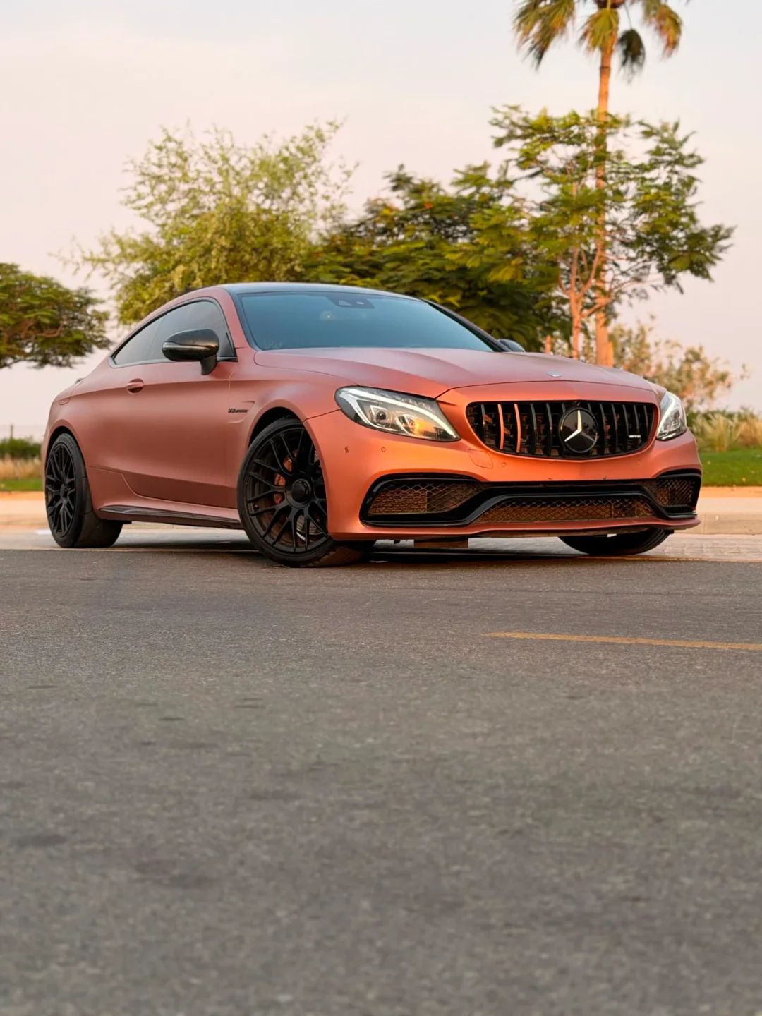 2016 Mercedes-Benz C-Class photo 4