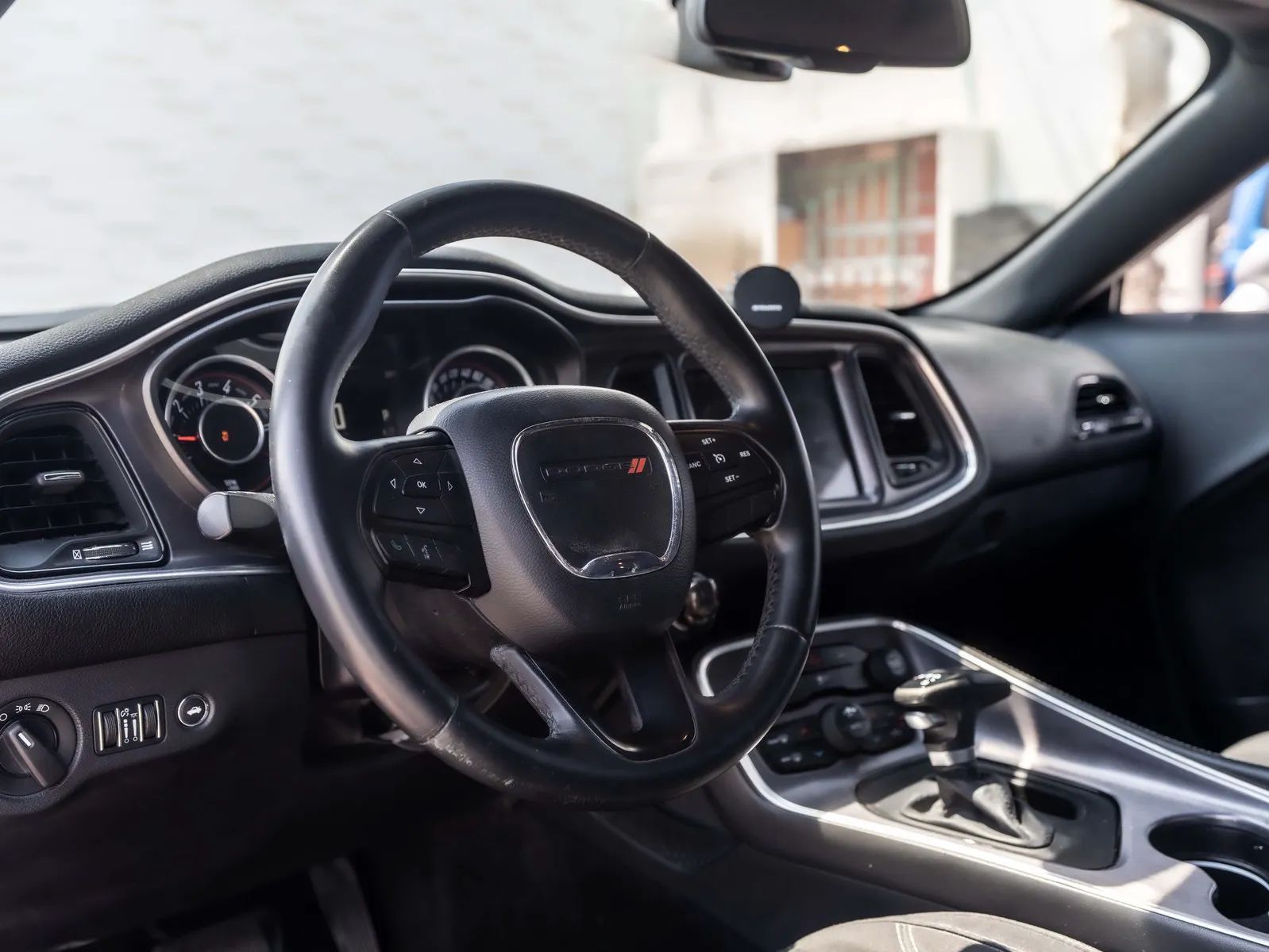 2015 Dodge Challenger photo 3