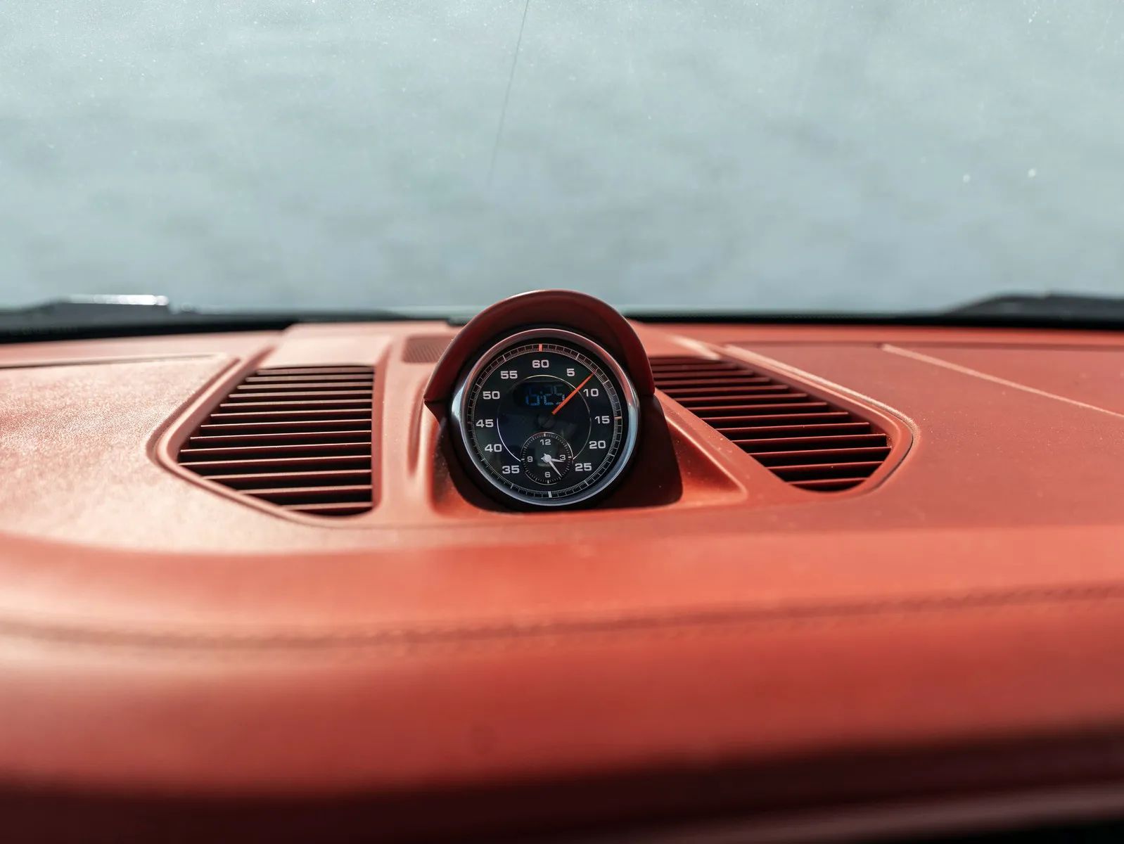 2014 Porsche 911 Carrera GTS photo 3