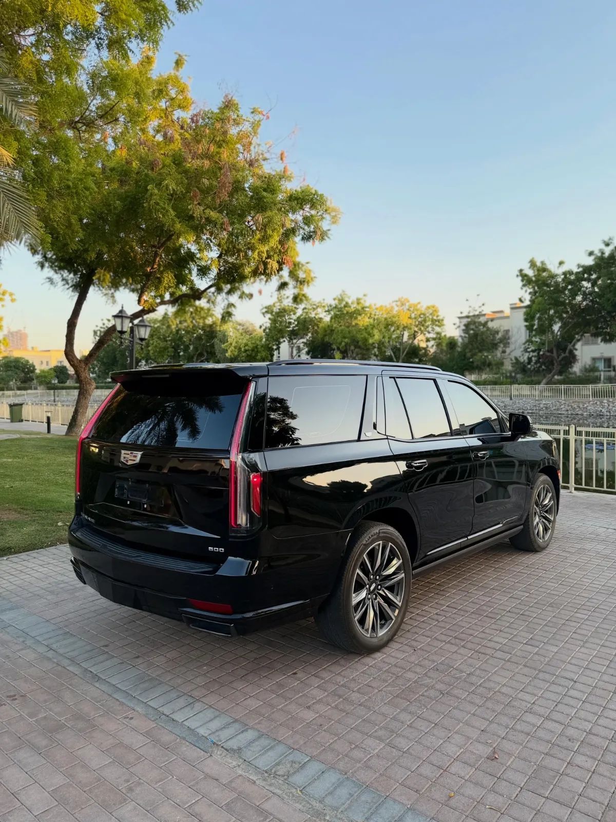 2022 Cadillac Escalade photo 5