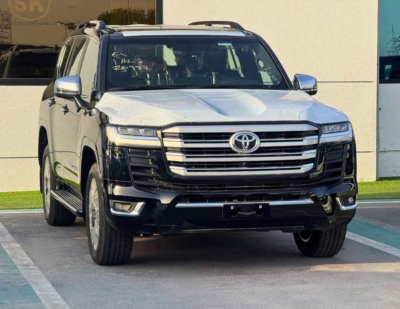 2026 Toyota Land Cruiser photo 2