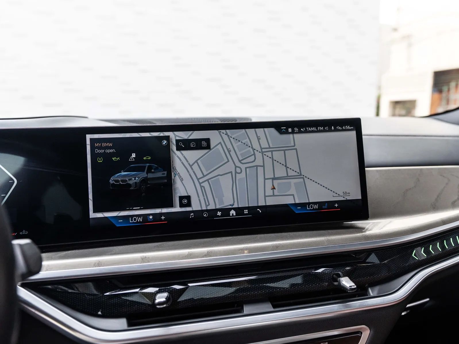 2024 BMW X6 photo 4