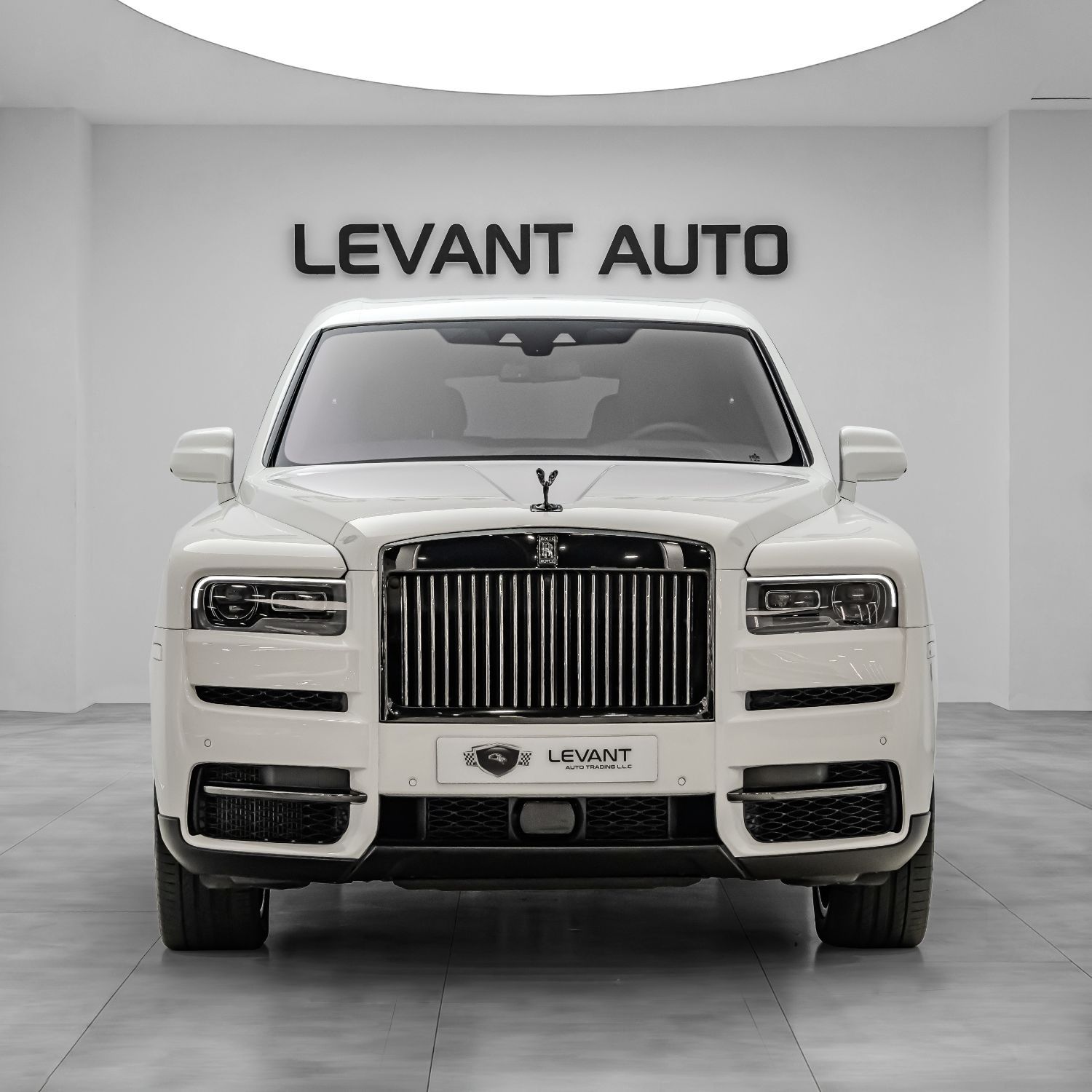 2022 Rolls-Royce Cullinan photo 2