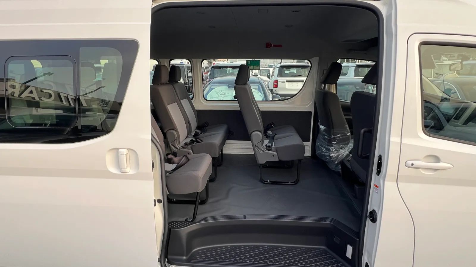 2026 Toyota Hiace photo 4
