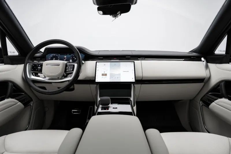 2025 Land Rover Range Rover photo 2