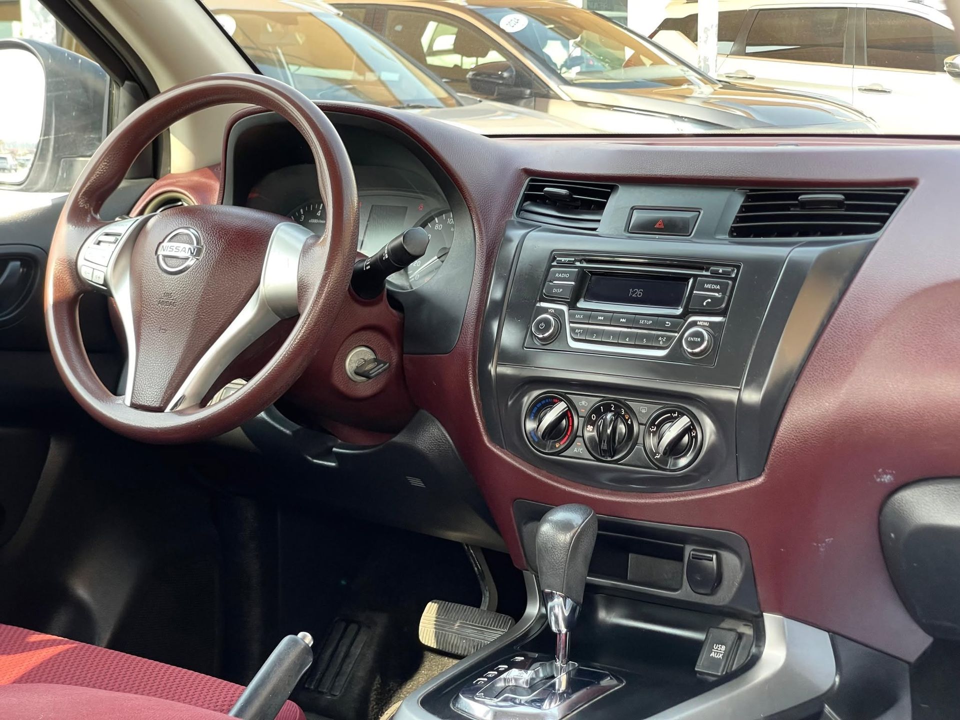 2021 Nissan Navara photo 4