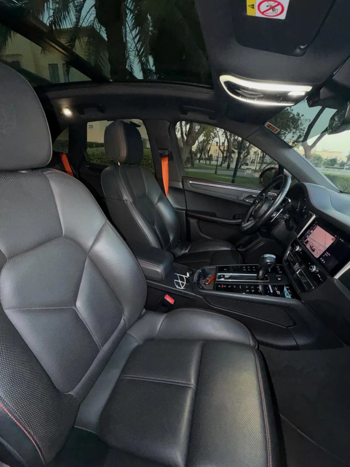 2022 Porsche Macan photo 4