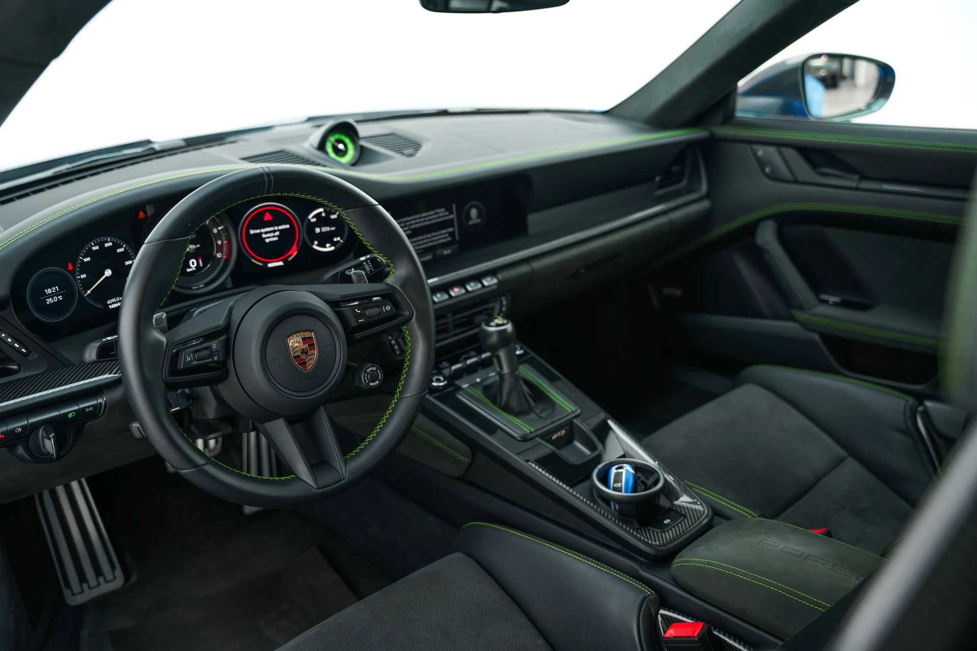 2022 Porsche 911 photo 3