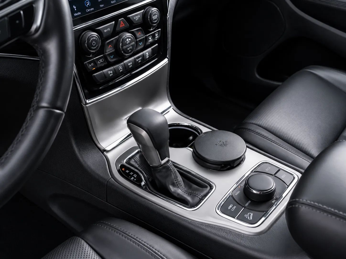 2021 Jeep Grand Cherokee photo 4