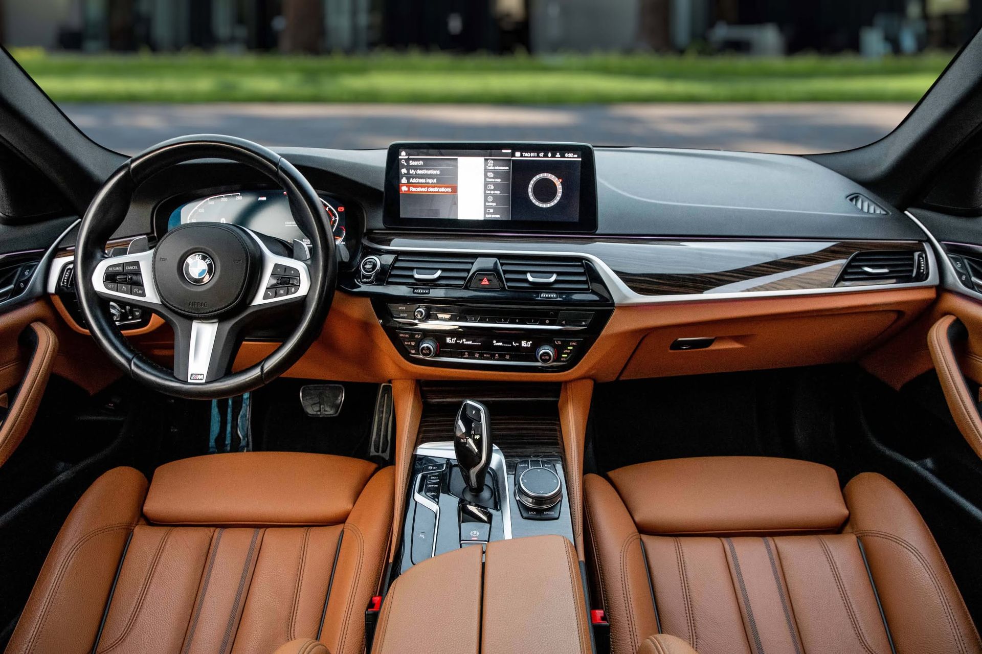 2023 BMW 520i photo 3