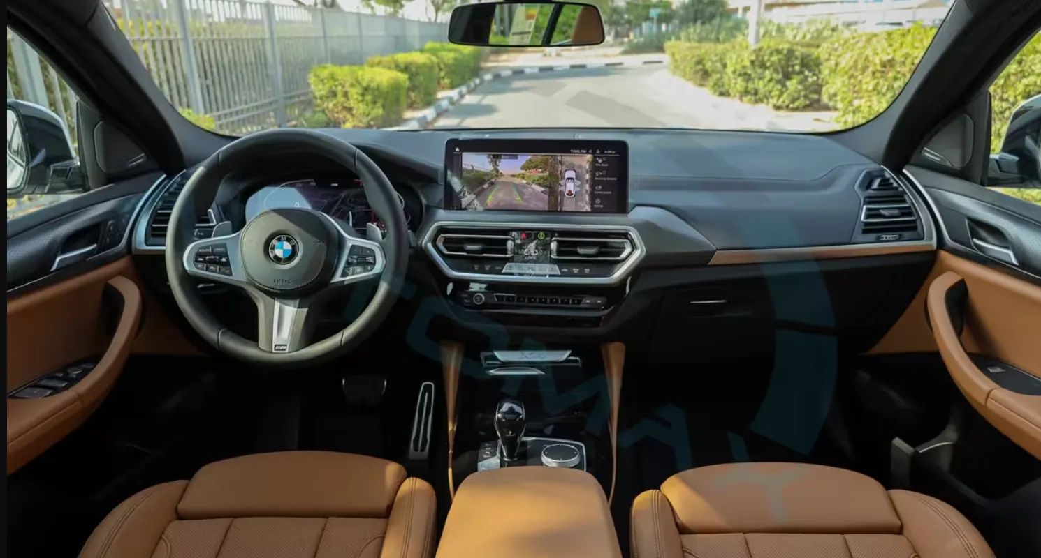 2025 BMW xDrive30i M Sport photo 4