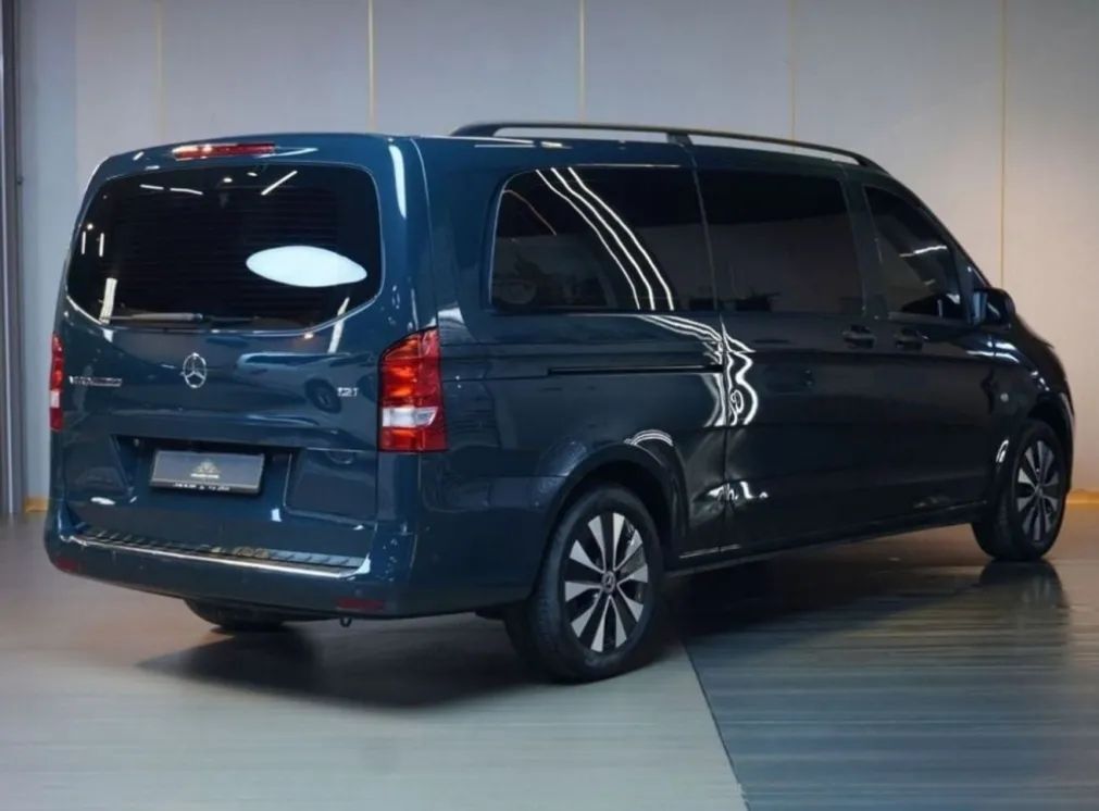 2026 Mercedes-Benz V-Class photo 5
