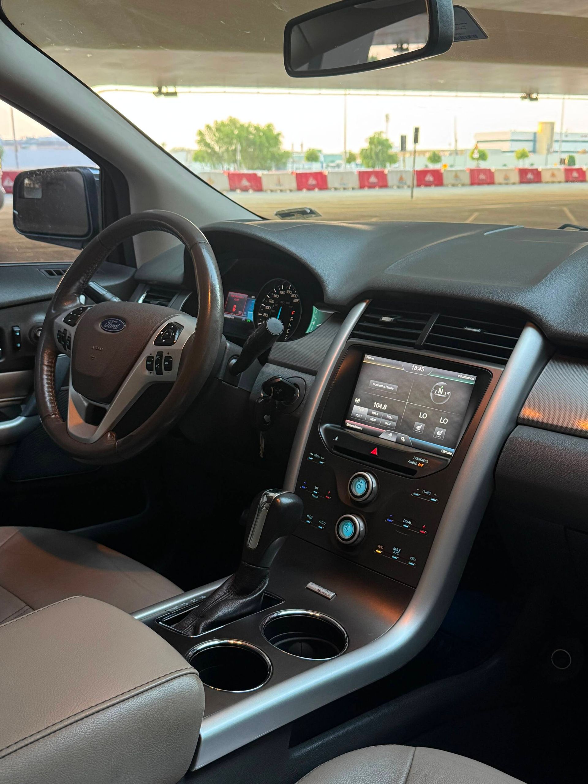 2013 Ford Edge photo 2