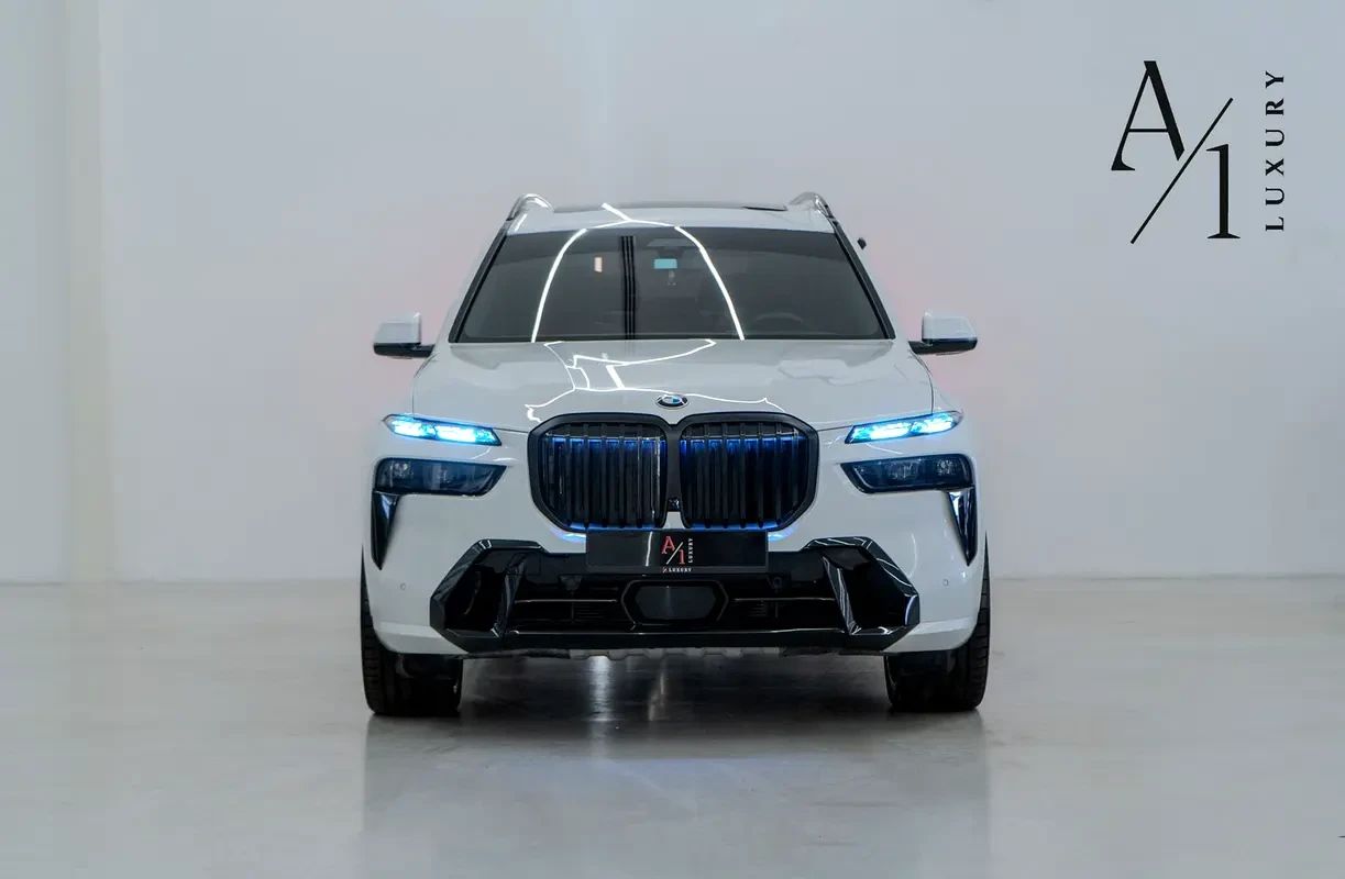 2025 BMW X7