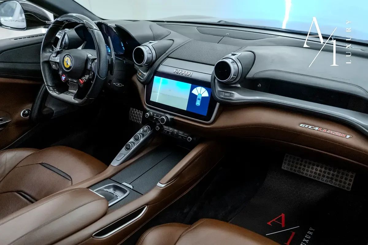 2017 Ferrari GTC4Lusso photo 3