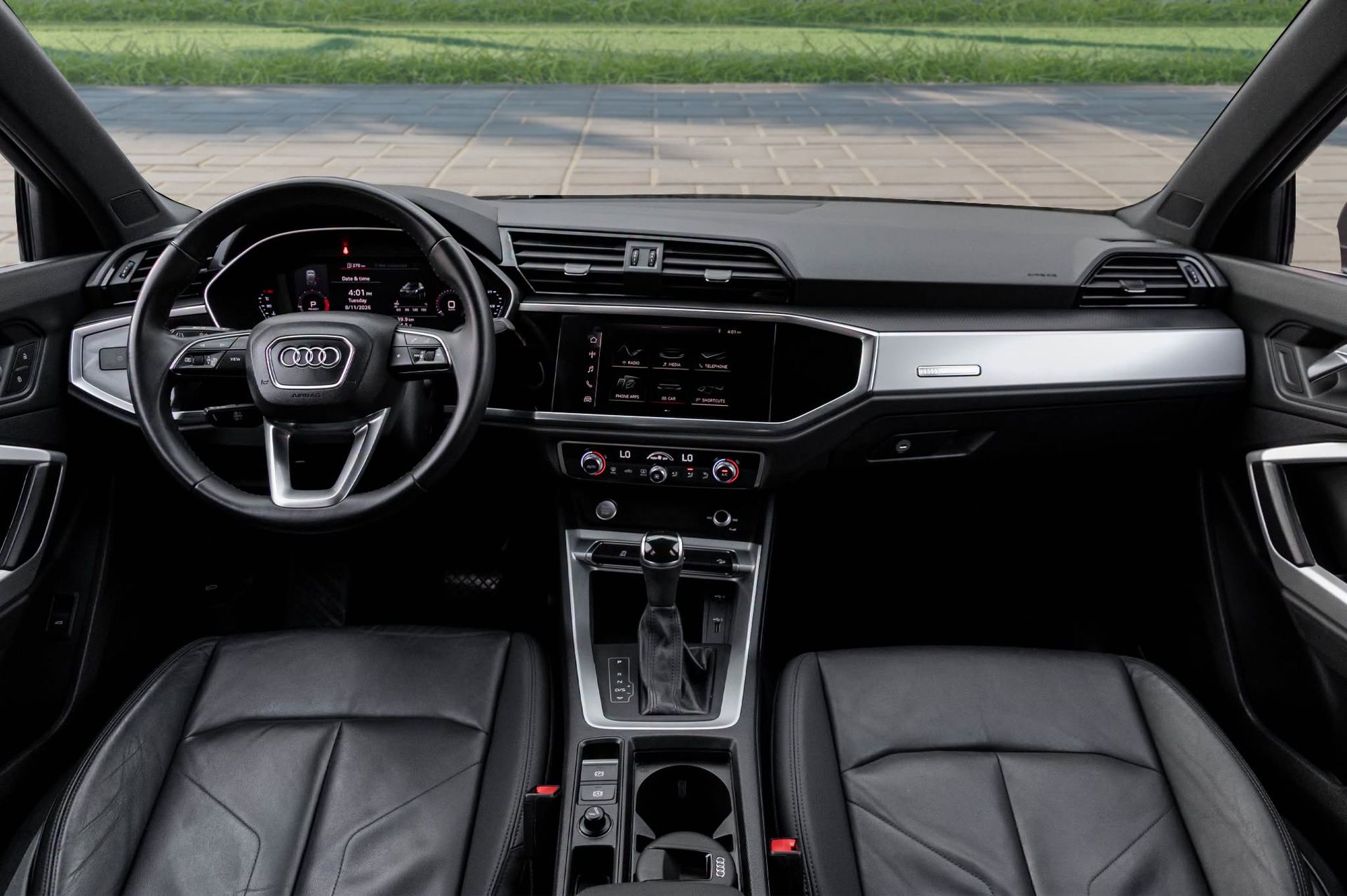2020 Audi Q3 photo 3