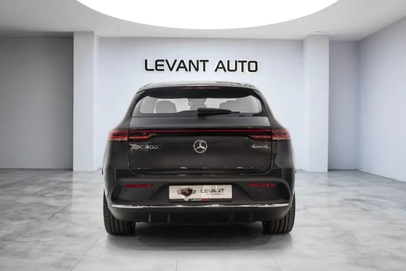 2021 Mercedes-Benz EQC photo 5
