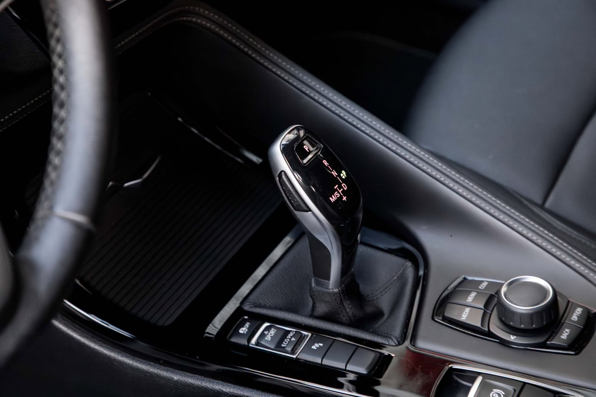 2022 BMW X2 photo 4