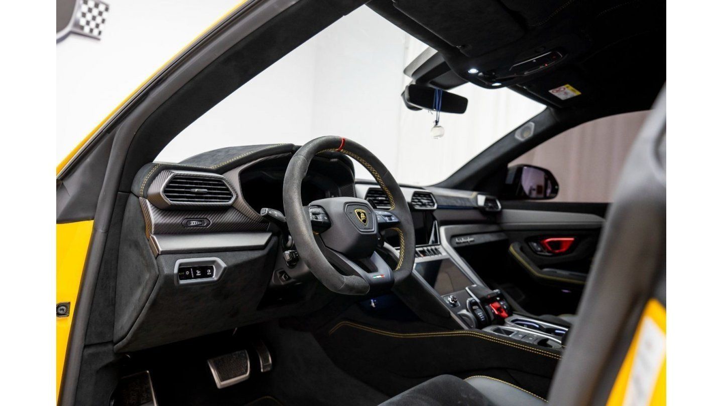2023 Lamborghini Urus Mansory photo 3