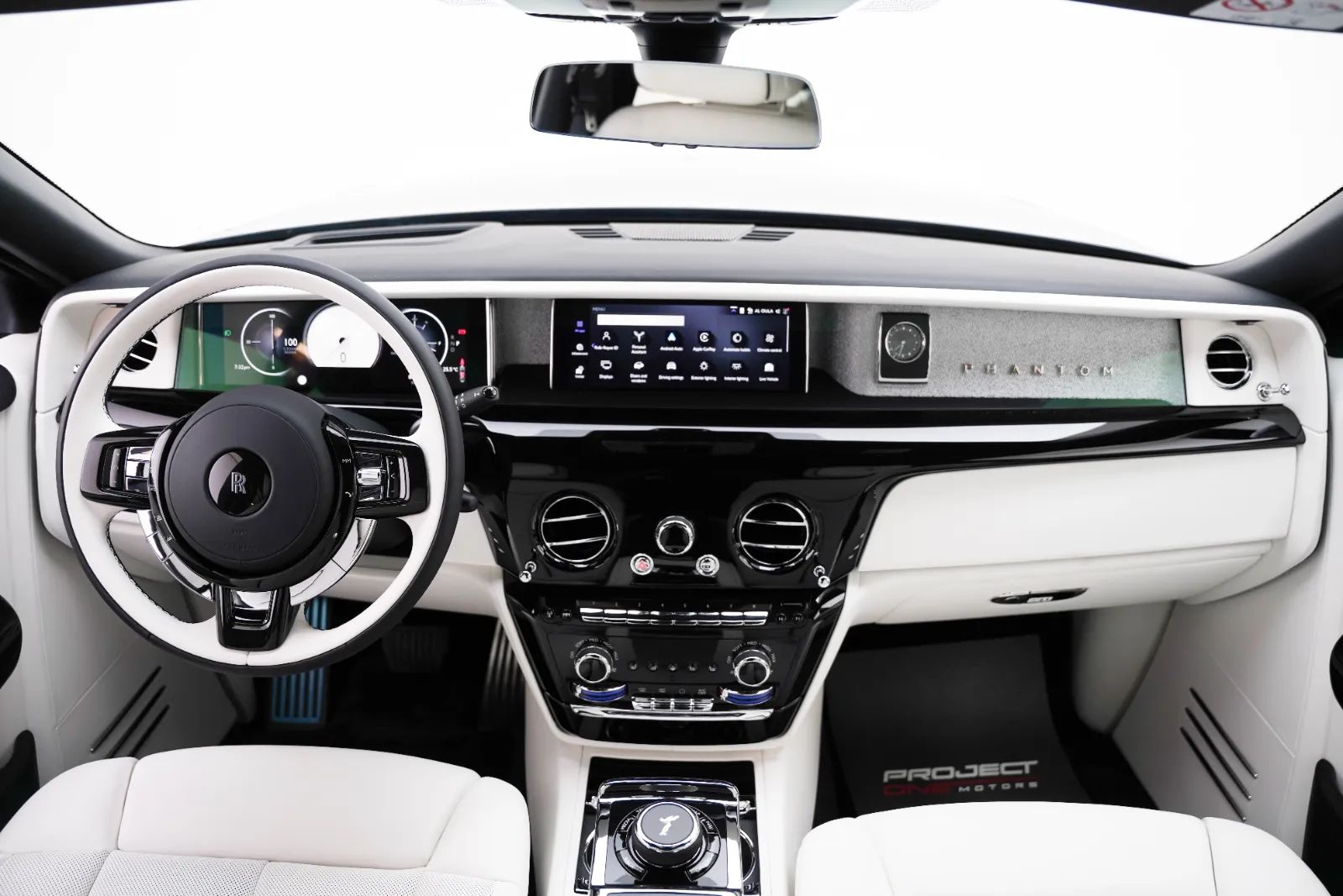 2026 Rolls-Royce Phantom photo 2