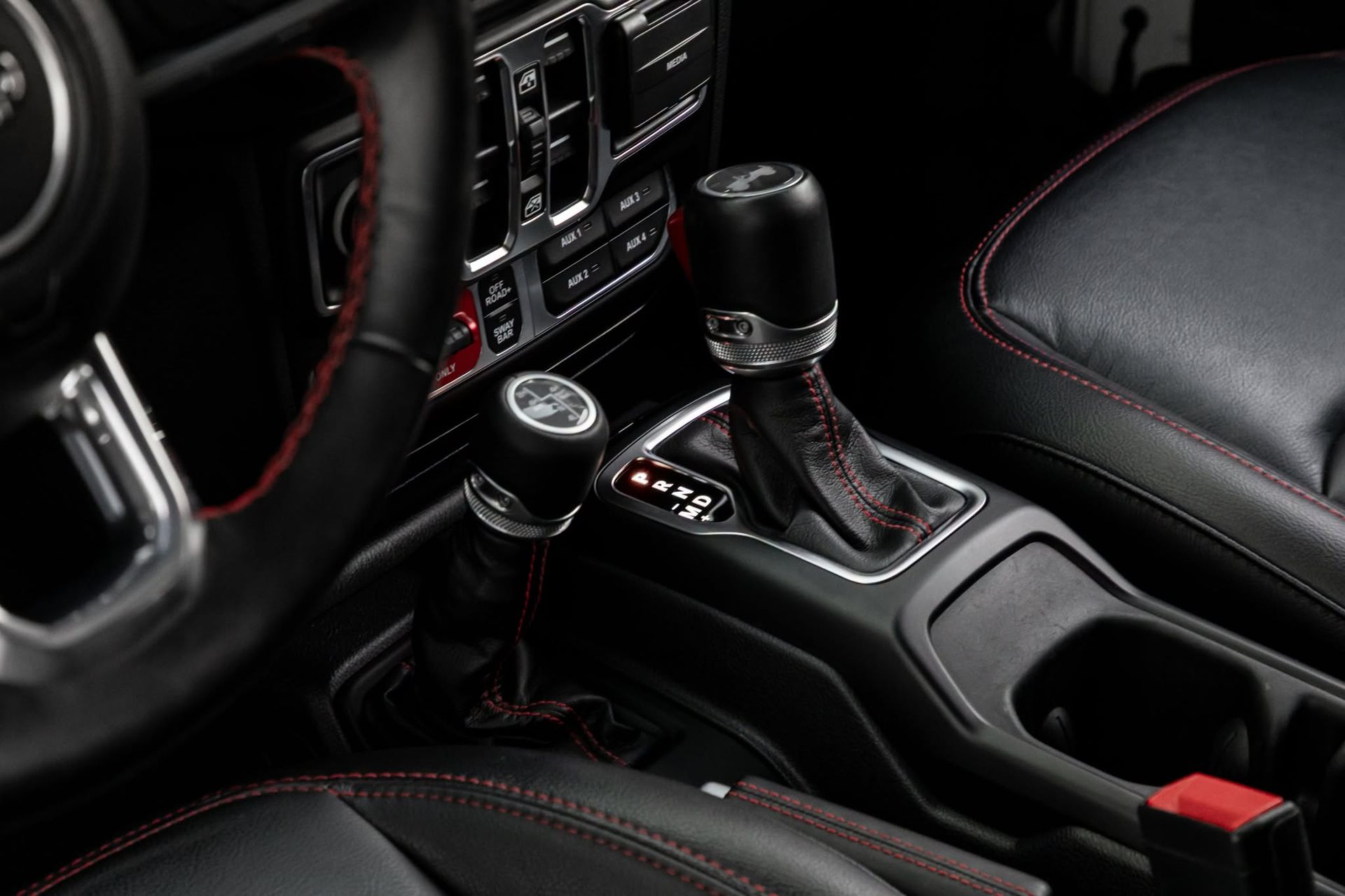 2023 Jeep Wrangler photo 4