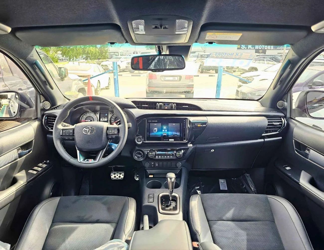 2026 Toyota Hilux photo 3