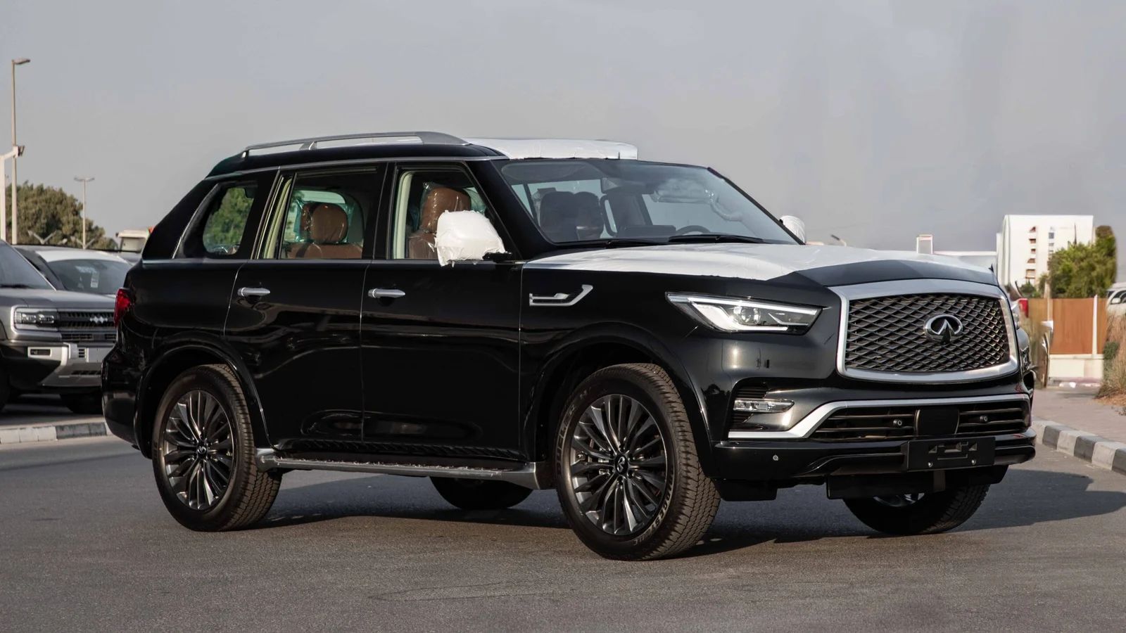 2024 Infiniti QX80 photo 2
