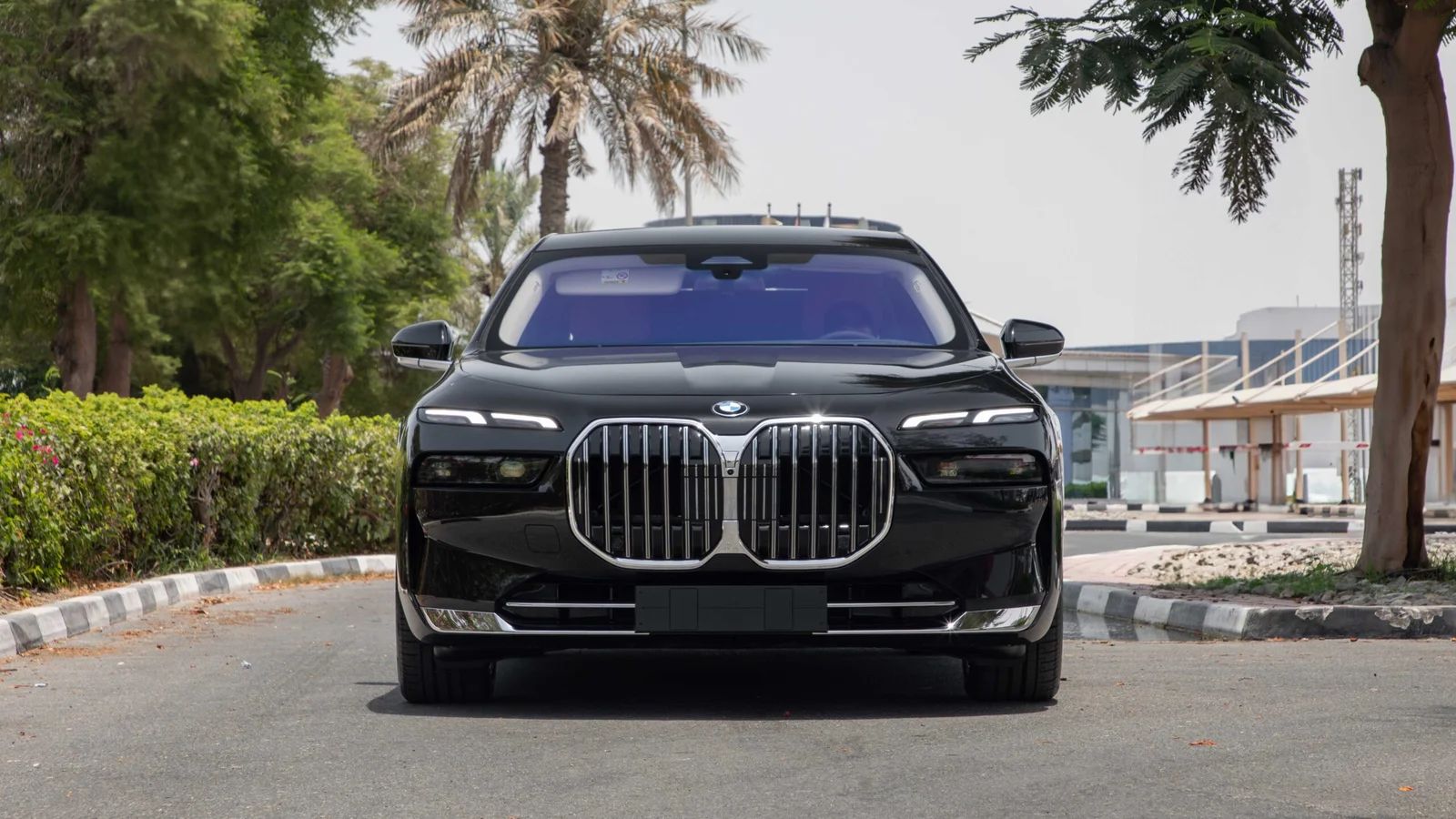 2026 BMW 735i