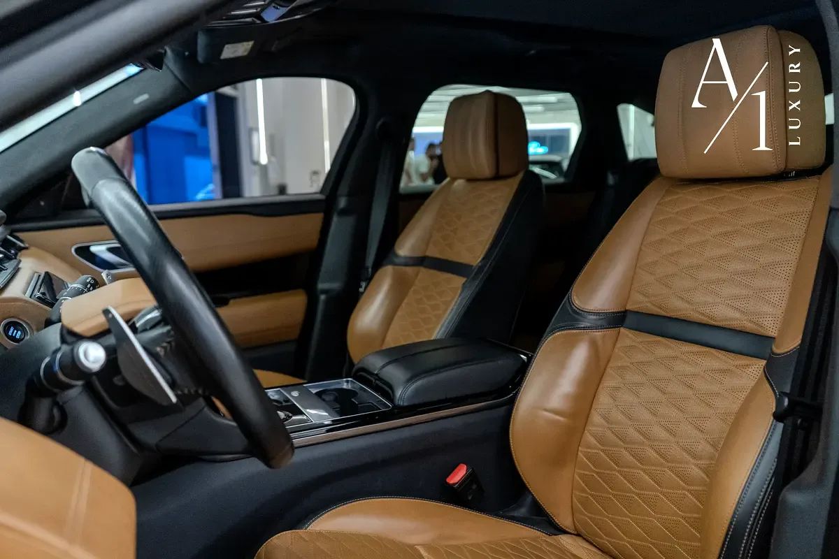 2021 Land Rover Range Rover Velar photo 2