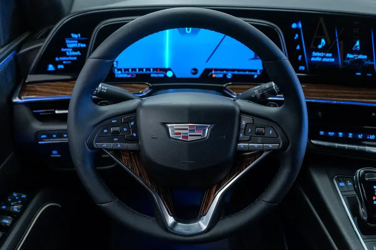 2022 Cadillac Escalade photo 4