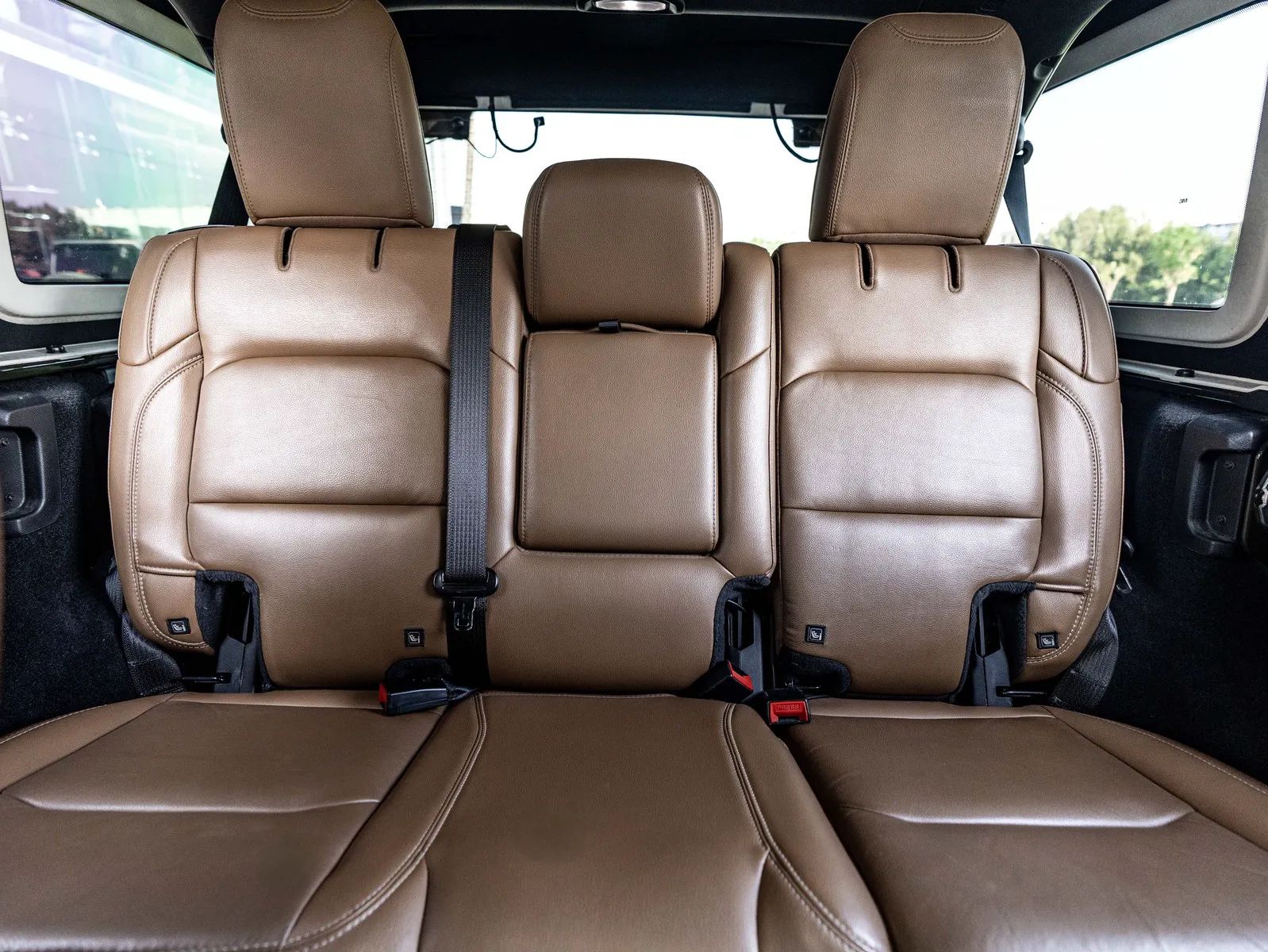 2021 Jeep Wrangler photo 5